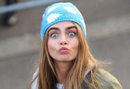 Как развеселить девушку и поднять ей настроение