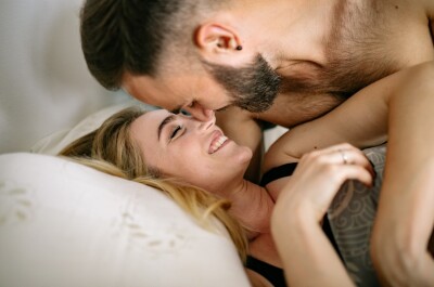 5 преимуществ для здоровья от частого секса с одним партнером