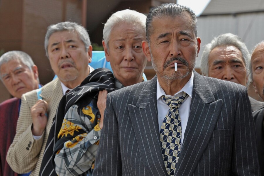Рюдзо и семеро бойцов (2015), Япония