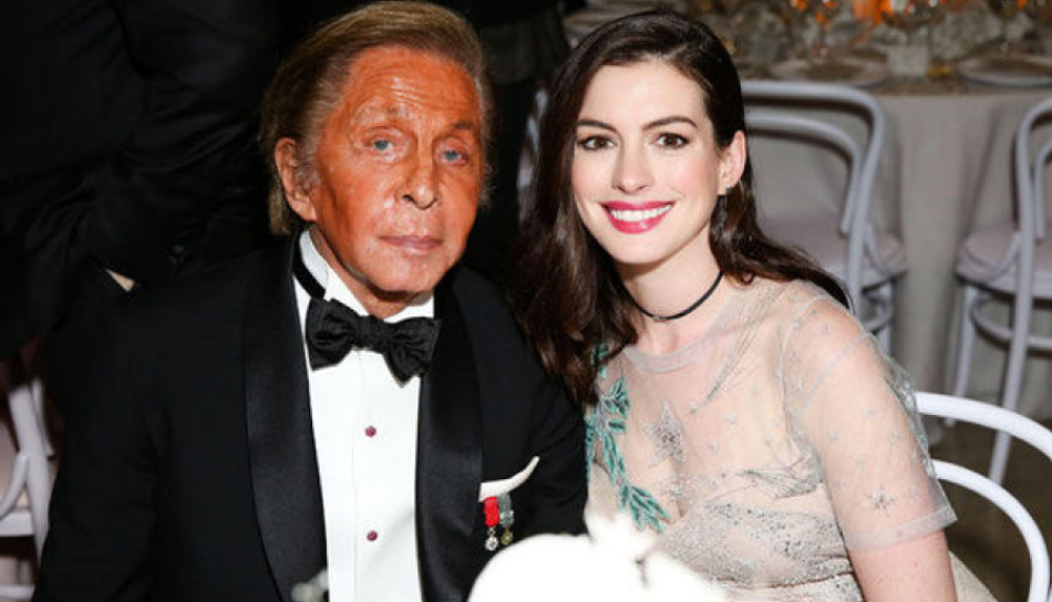 Прощание с легендой: умер Валентино Гаравани — создатель самого романтичного цвета в моде