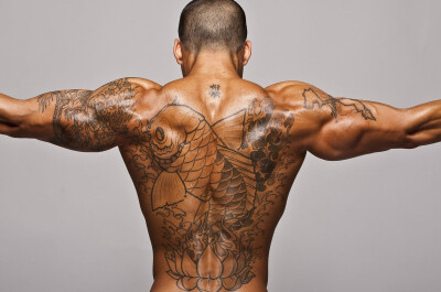 Татуировки для мужчин: история, виды и значение