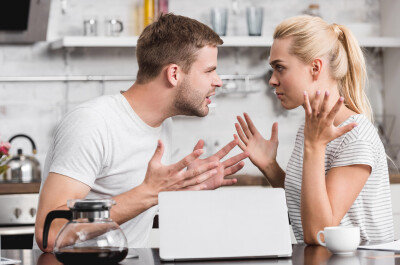 Как превратить любой разговор в ссору: 10 главных ошибок в общении