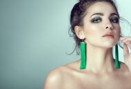 Такая молодая и очень красивая, но такая одинокая: почему?