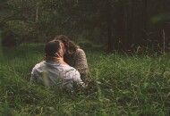 Поцелуи и звёзды: как целуются женщины разных знаков зодиака?