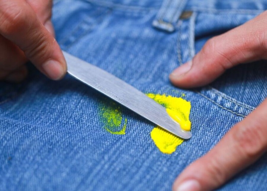 как оттереть краску с одежды