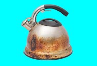 Простые способы как очистить чайник от накипи