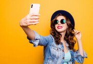 Прикольные СМС девушке — 100 коротких шуточных фраз