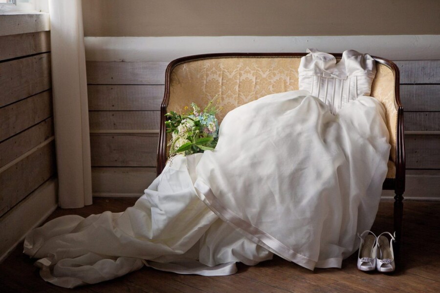 Что делать со свадебным платьем после развода
