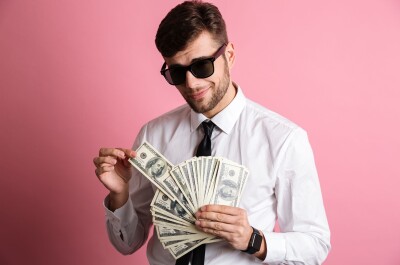 Любовь как бизнес. И что значит «вкладываться» в партнёра?