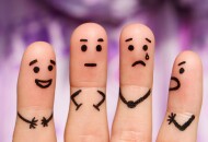 Как привычка хрустеть пальцами может отразиться на здоровье рук