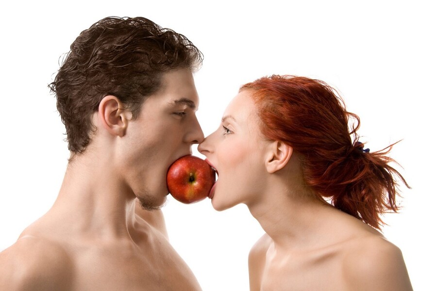 Положительно на запах мужчины влюяют свежие фрукты