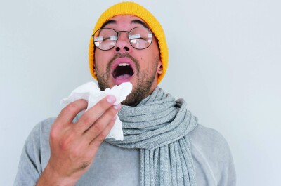 Как остановить чихание при насморке