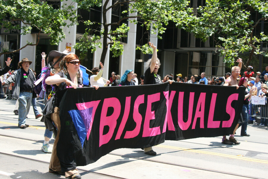 Кто такие бисексуалы: 16 удивительных фактов