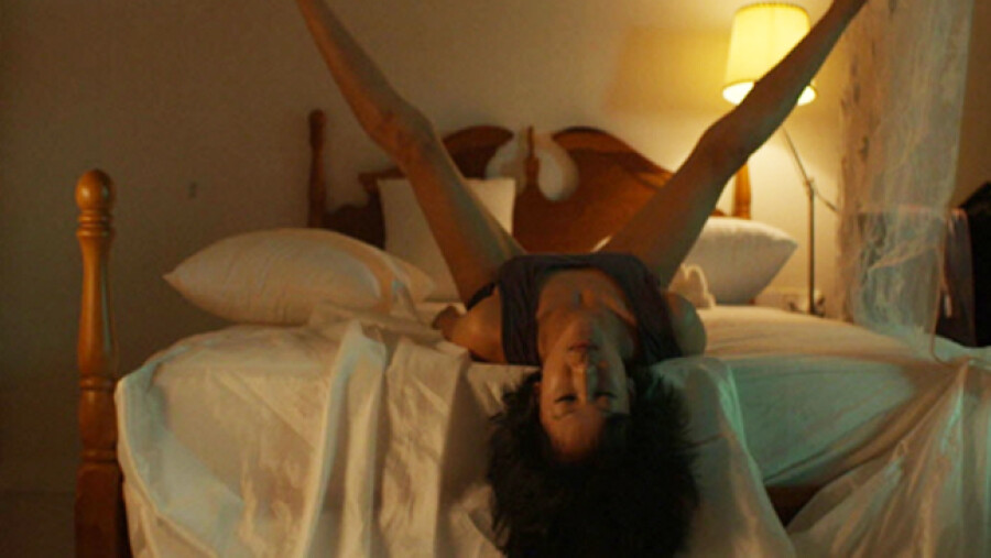 Bed (2012)