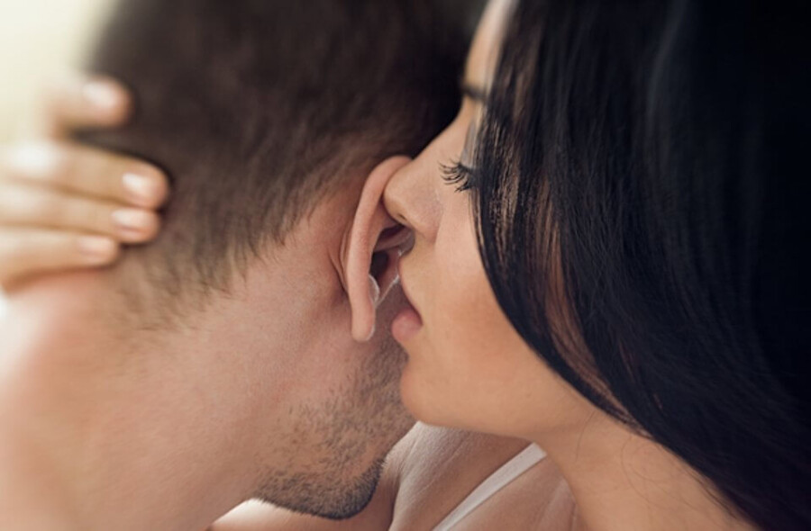 Советы, как возбудить поцелуем