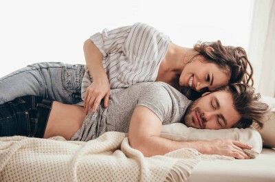 8 проверенных советов, если болит спина во время секса