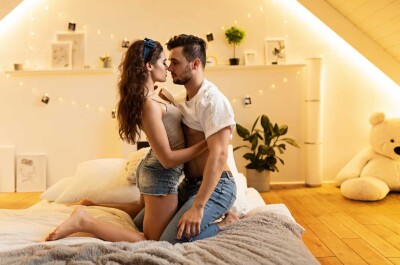 (+10 фото) Как двигаться девушке во время секса или как не стать бревном в постели?