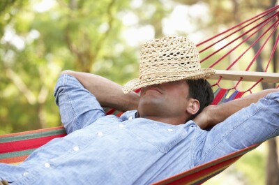 Как полноценно отдохнуть и расслабиться без алкоголя?