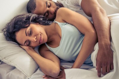 7 способов вернуть веселье в скучный, сонный супружеский секс