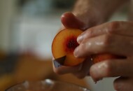Как кончают девушки: физиология оргазма и карты стимуляции