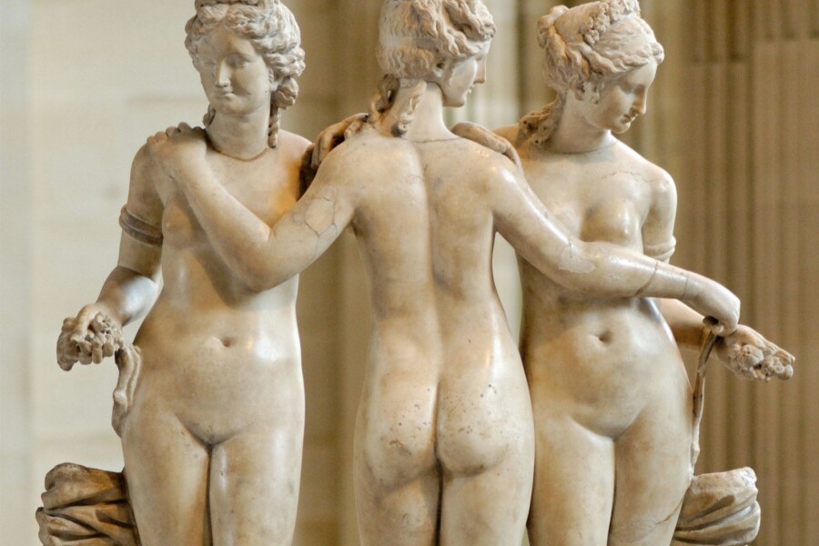 греческие статуи