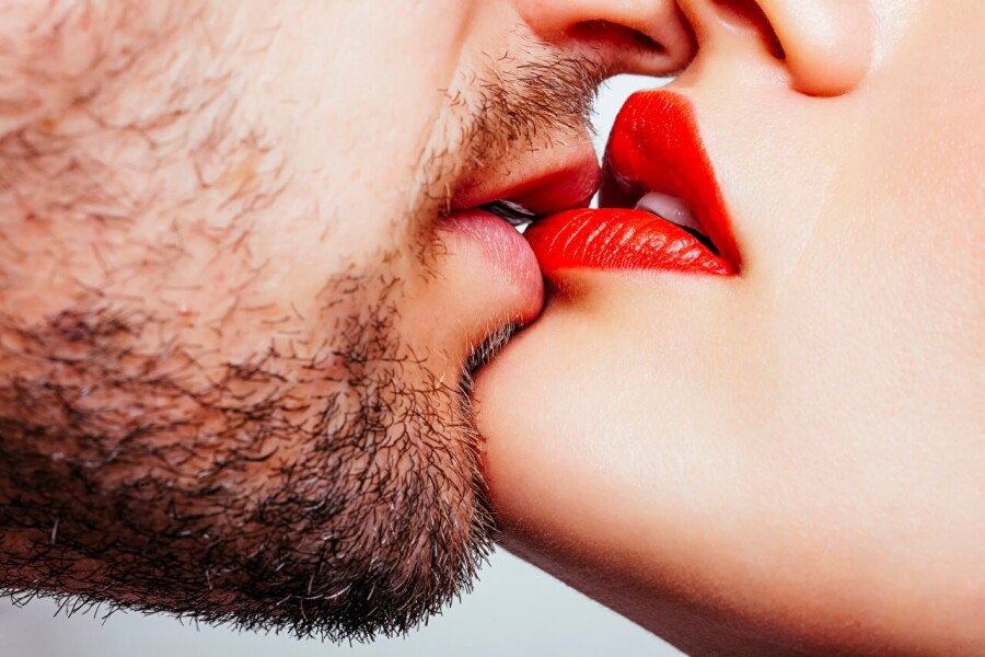 Влияние поцелуев на сексуальную удовлетворенность