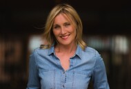 «Я родилась без вагины и сделала ее сама». Невероятная история Элли Хенсли