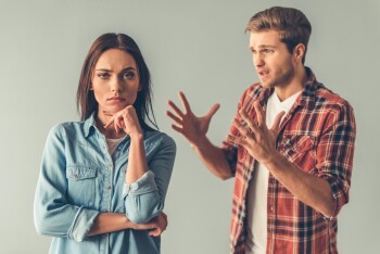 Синдром дефицита отношений: почему мужчины не виноваты в том, что женщины впадают в депрессию