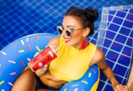 Что привлекает мужчин в девушках. Характер, внешность, а может — запах?