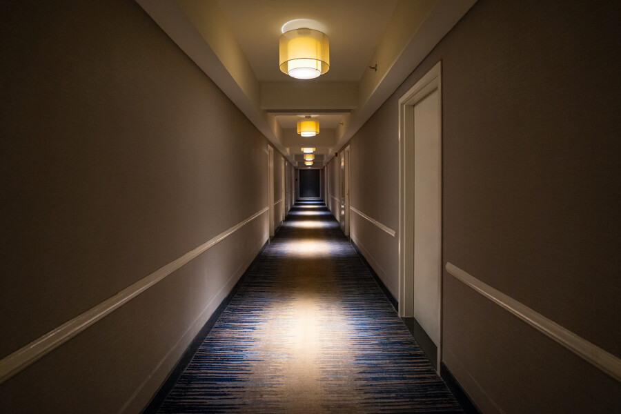 Страх длинных коридоров