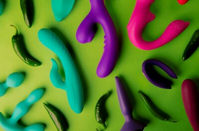 Какие пары пользуются игрушками для двоих