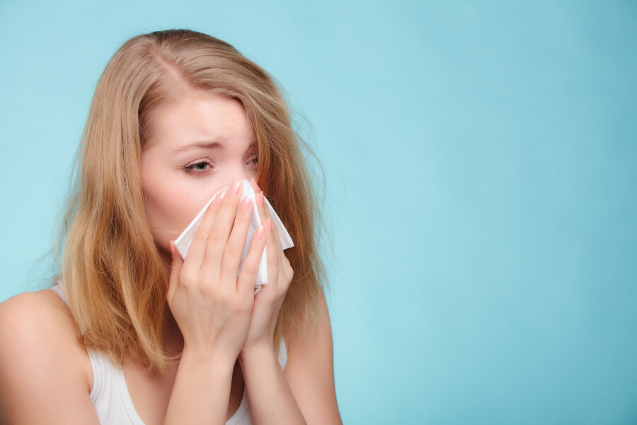 как справиться с аллергическим ринитом
