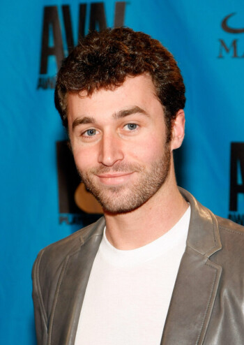 Смотреть James Deen порно. Джеймс Дин порно бесплатно.