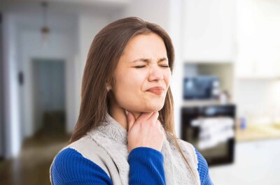Почему болит горло и как избавиться от боли