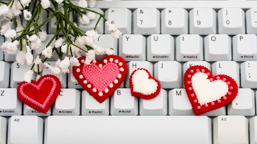 сердечки на клавиатуре