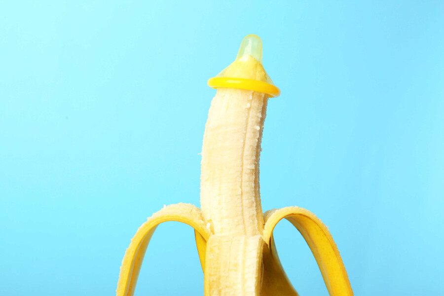 презерватив на банане