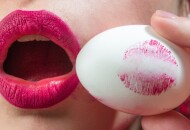 Нравится ли мужчинам, когда ласкают яички или вопрос полного доверия