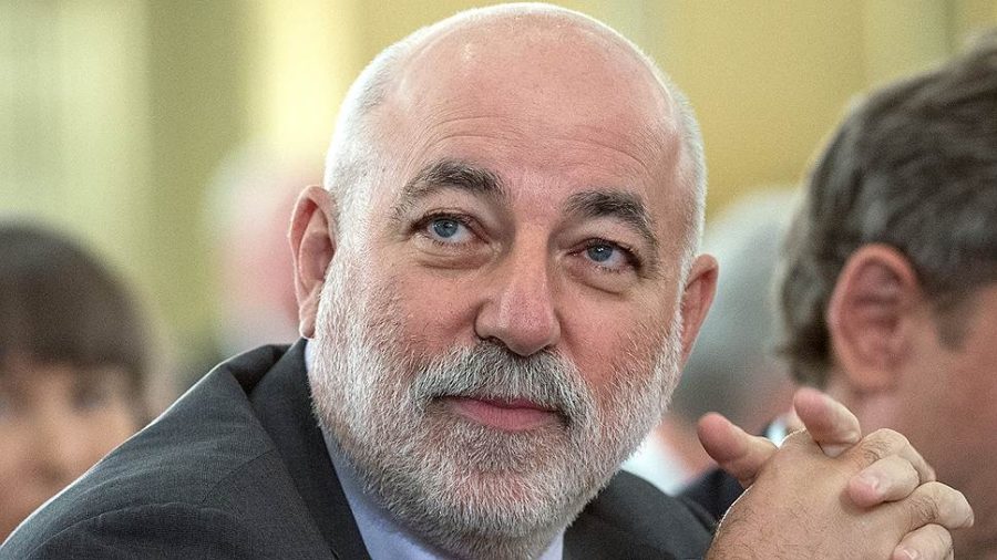 Виктор Вексельберг