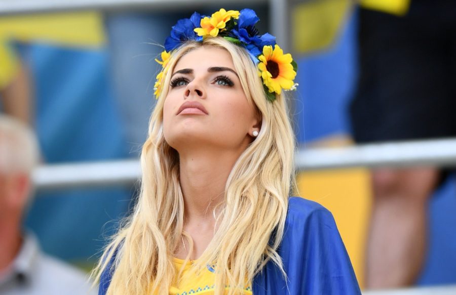 где найти самых красивых украинок