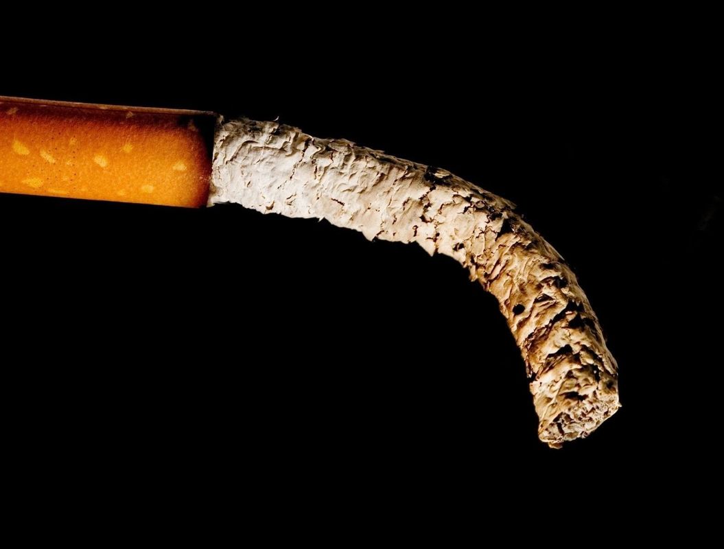 Курящая вагина, сигарета в пизде выкуривается на раз