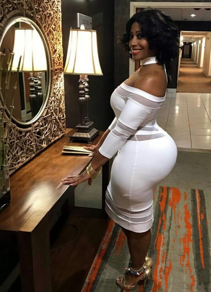 Huge ass ebony