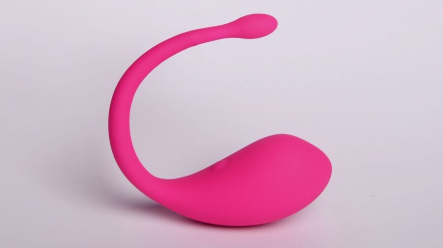 Розовая игрушка для девушек с хвостиком