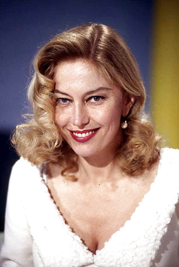 Моана Поцци (1961 – 1994)