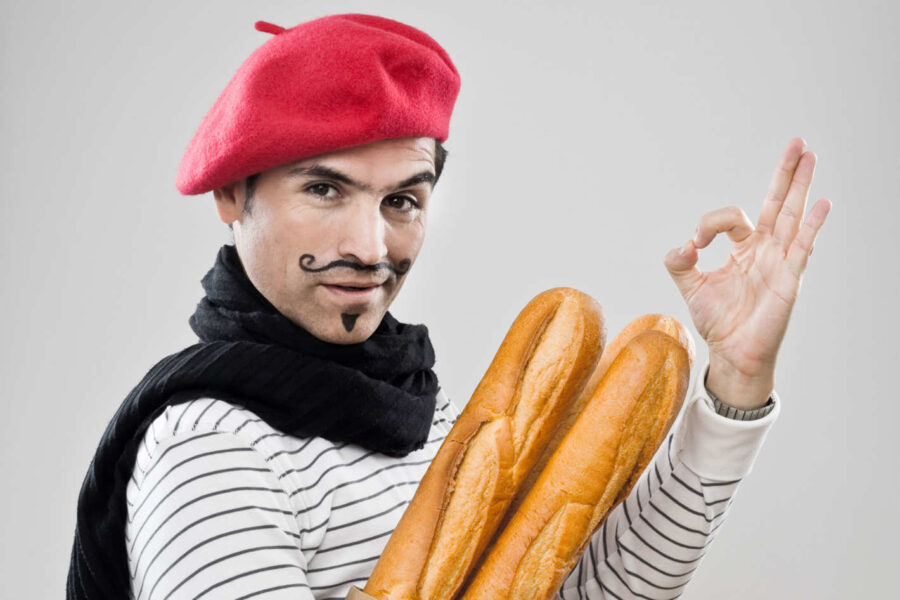 француз с хлебушком