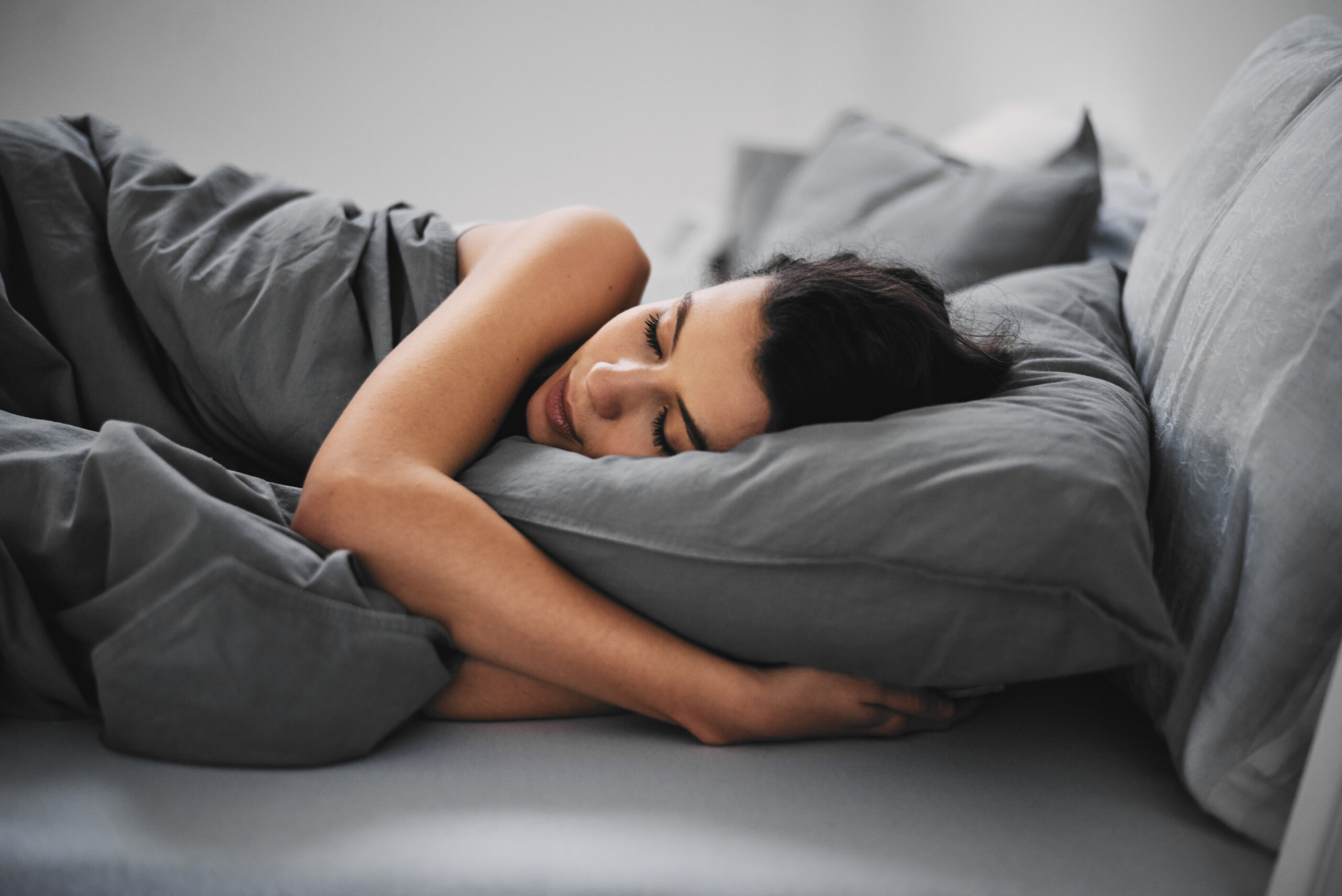 Синдром периодических движений конечностями во сне (PLMD) и синдром беспокойных ног (RLS)